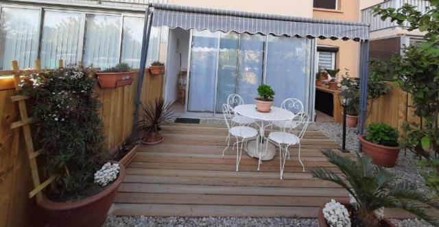 La Reposade Apartment ซานารี-ซูร์-แมร์ ภายนอก รูปภาพ